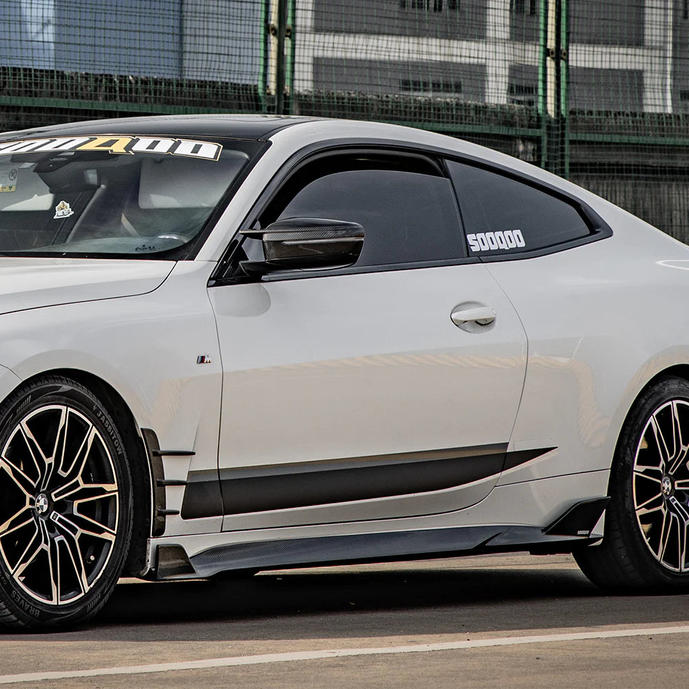 SOOQOO BMW 4 Series G22 Side Skirt In Prepreg Carbon Fiber