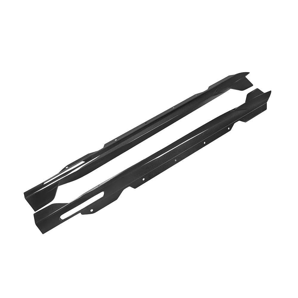 SOOQOO BMW 4 Series G22 Side Skirt In Prepreg Carbon Fiber
